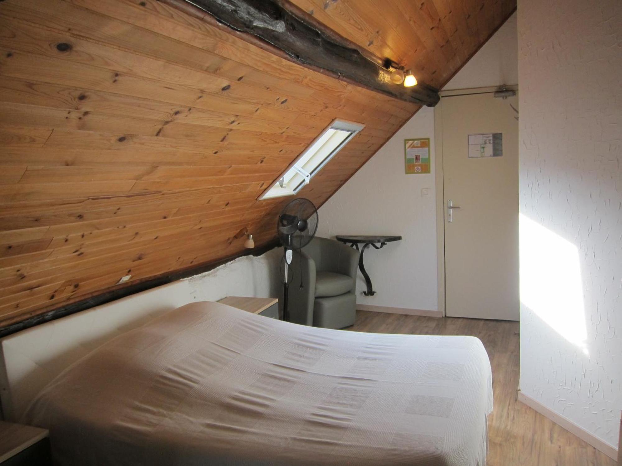 Auberge Des Deux Rivieres Seix Rom bilde